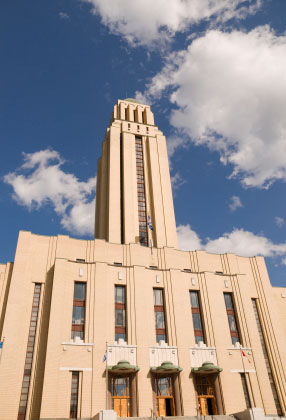 Enseignements et universités